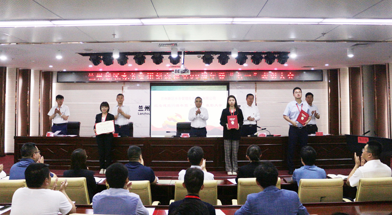 IMG_9889.jpg IMG_9889.jpg